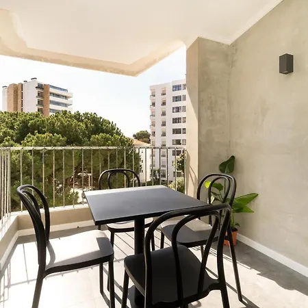 Santini By Olala Homes Apartman